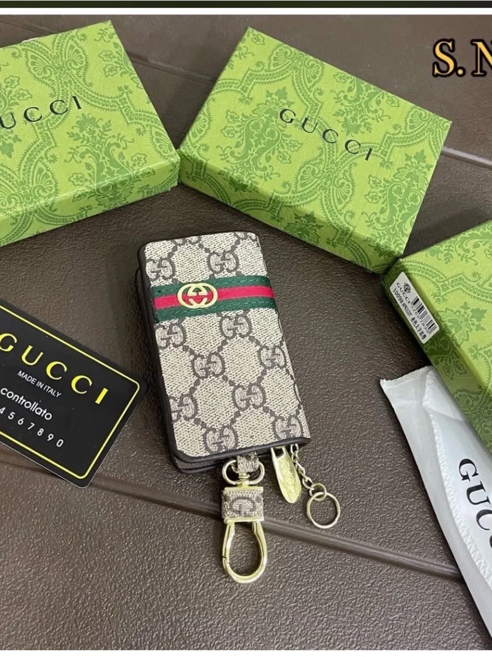 Great gift Supreme Key Holder/fob  in Beige With Box !!!